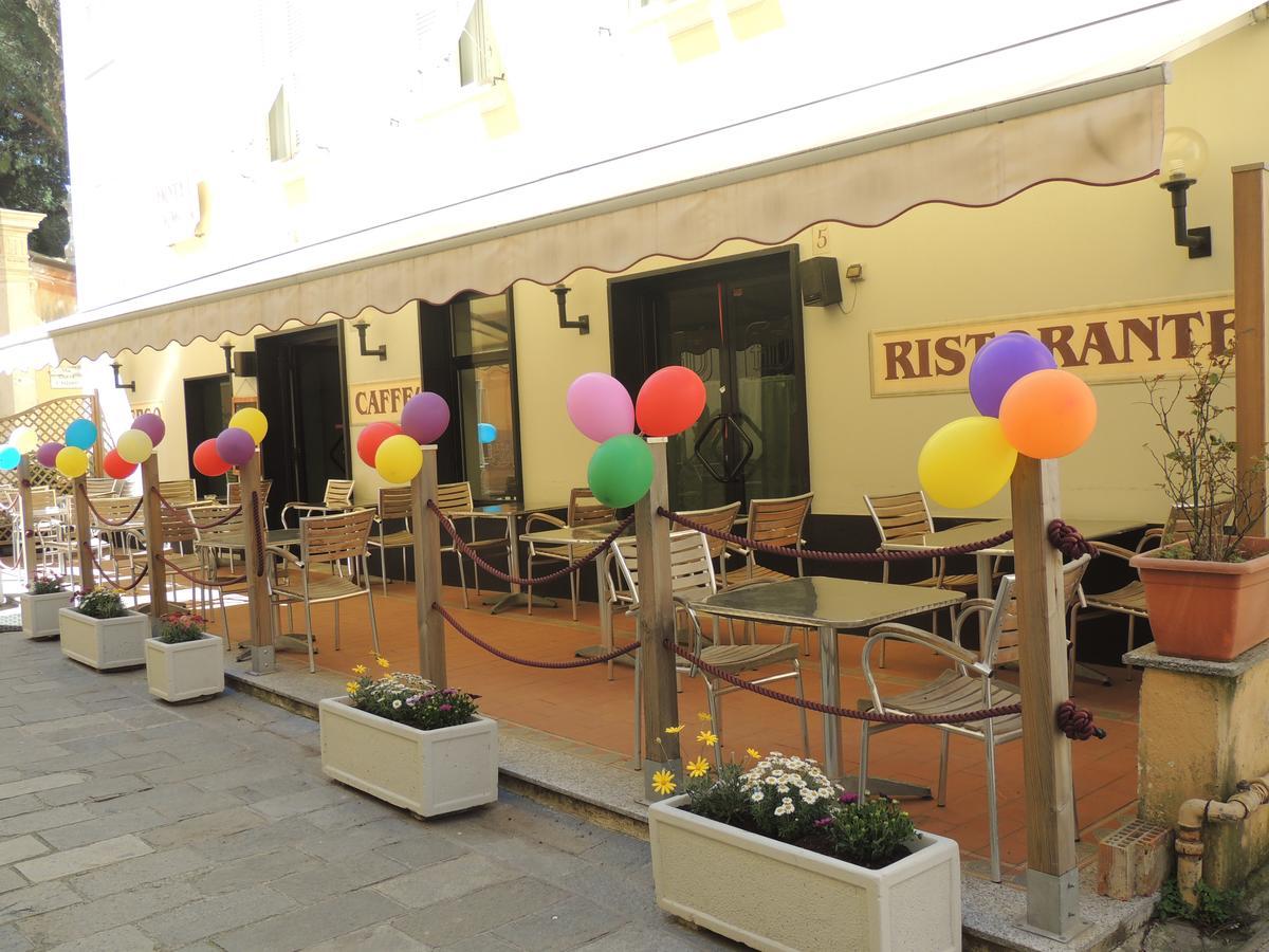 Hotel Doria Varazze Exterior foto